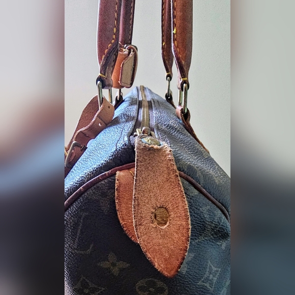Louis Vuitton Speedy 35 Boston Bag - Picture 7 of 11